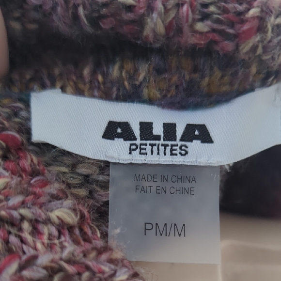 Multicolor Knit Women's Vest - Picture 13 of 15